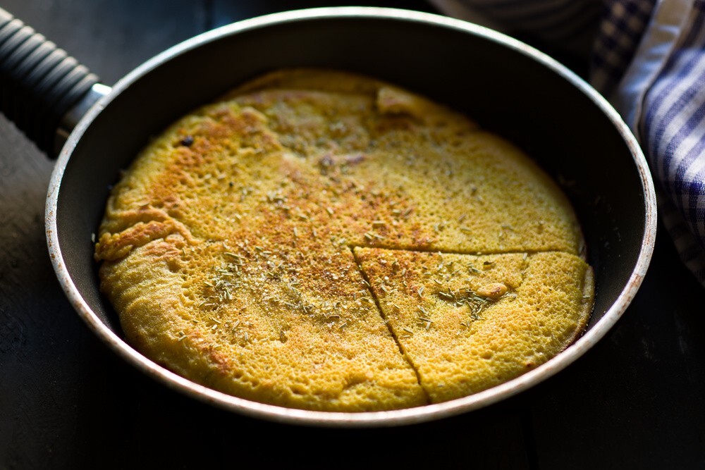 Burmese Chickpea Omelette