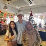 Lovely Family Stops By